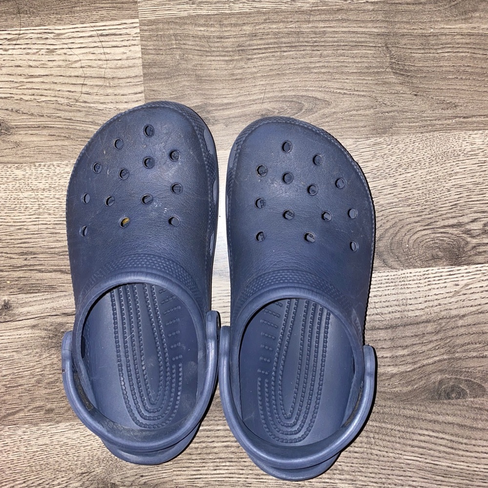 Used crocs